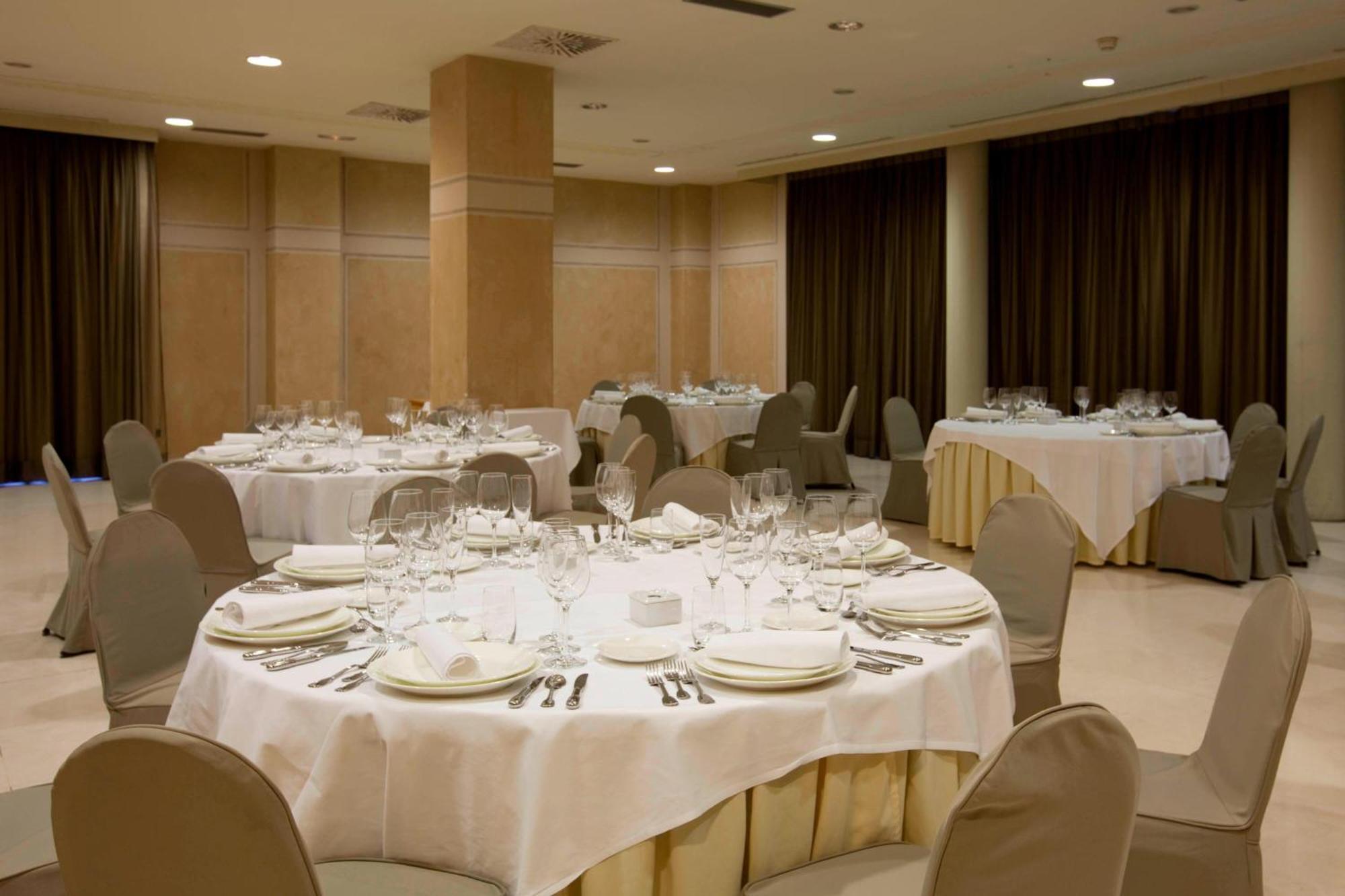 Ac Hotel Guadalajara By Marriott, Spain Екстериор снимка