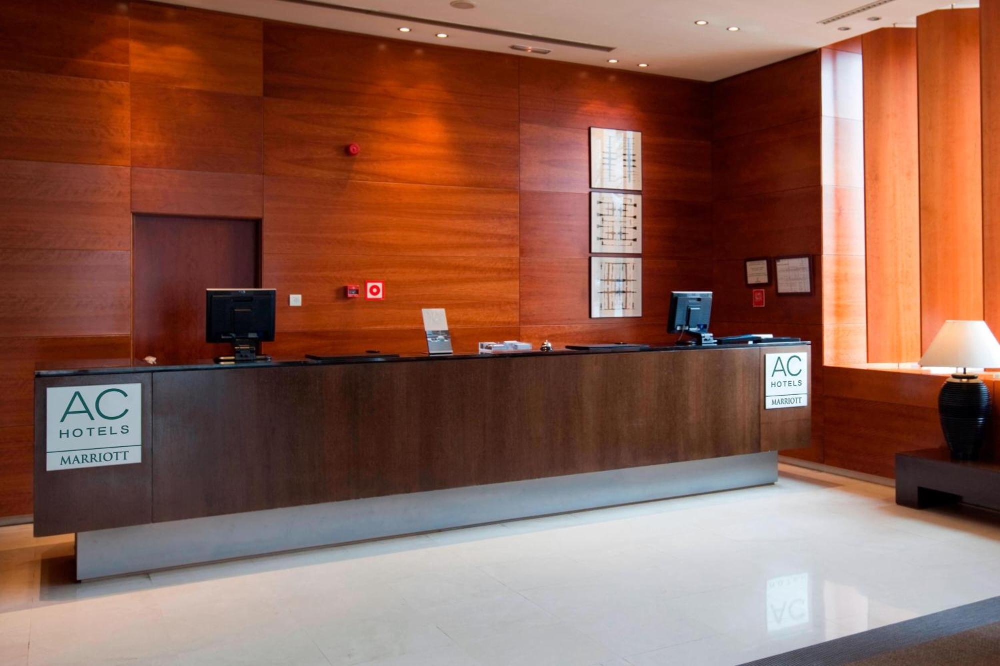 Ac Hotel Guadalajara By Marriott, Spain Екстериор снимка